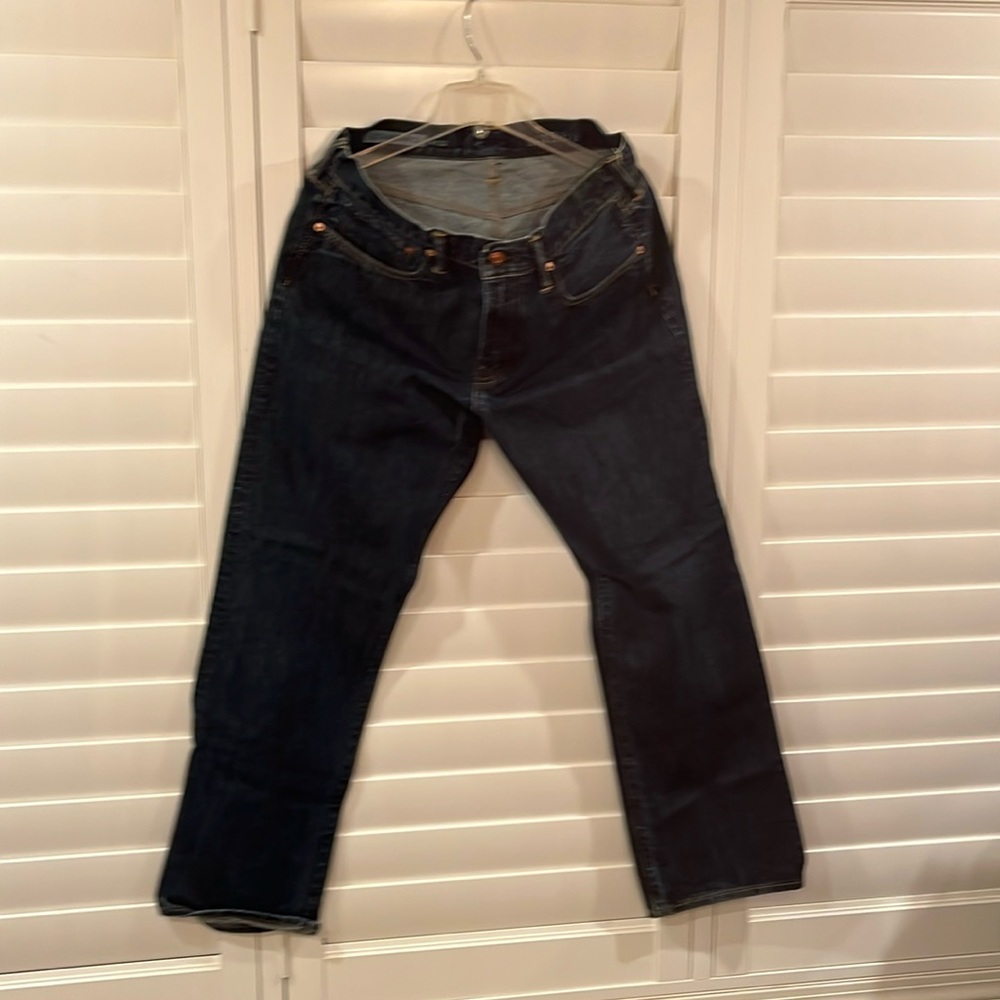 Men’s Gap jeans, relaxed fit, 34x32